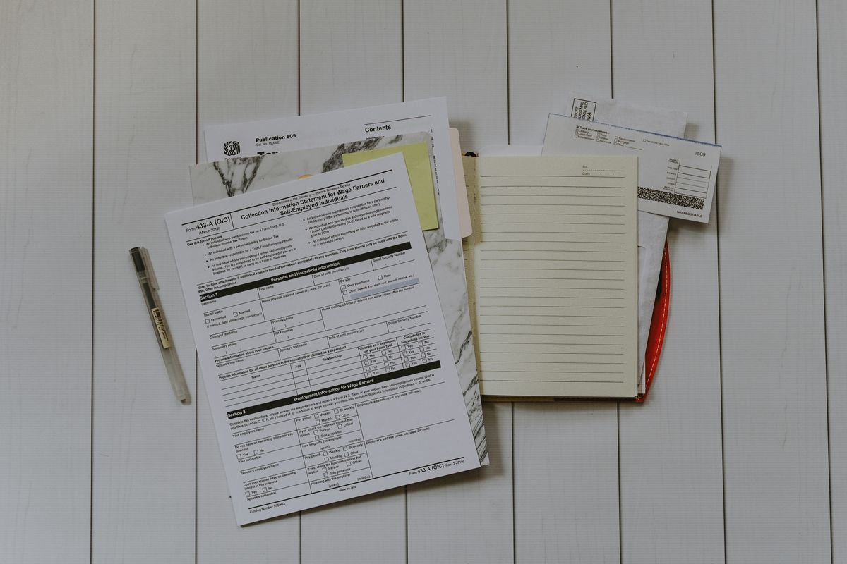 Tidy folders and documents for organising business tax paperwork by category